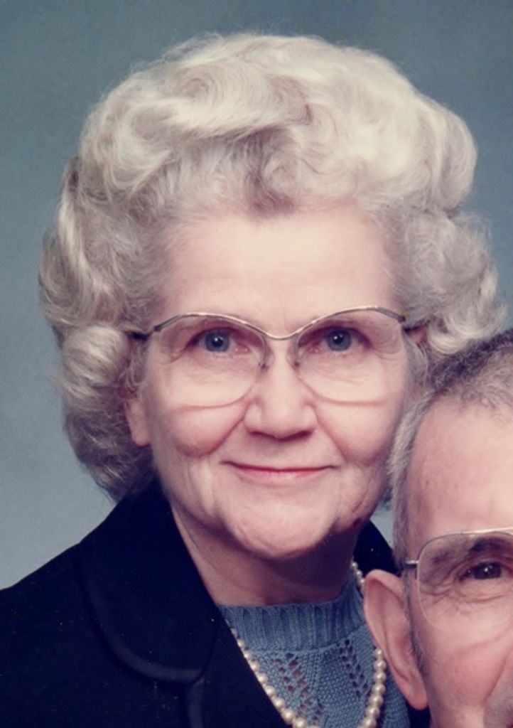 Della Mae Frahm Profile Photo