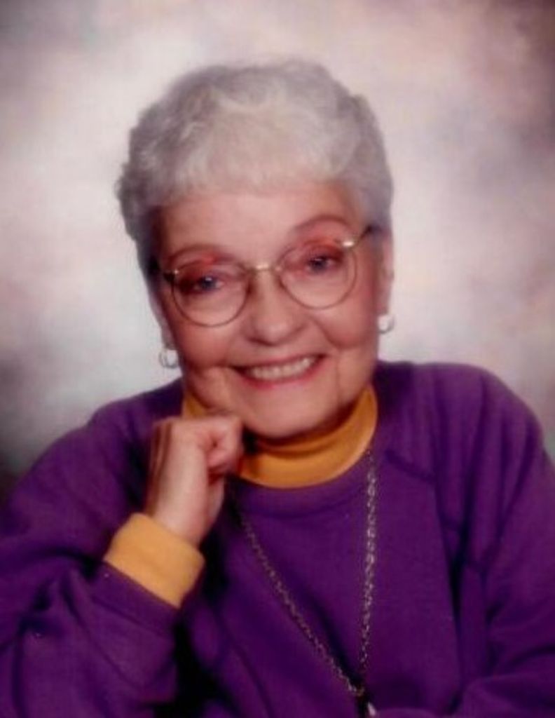 Noela J. (L'Herault)  Pecenka Profile Photo