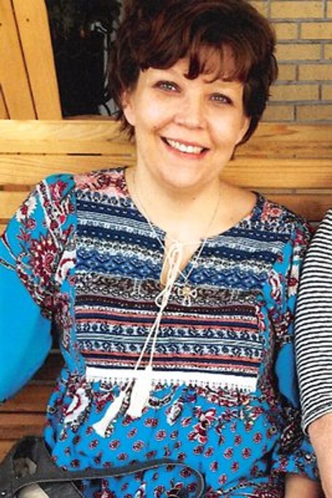 Shannon Hudgins