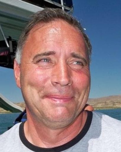 Douglas Lee Henry's obituary image