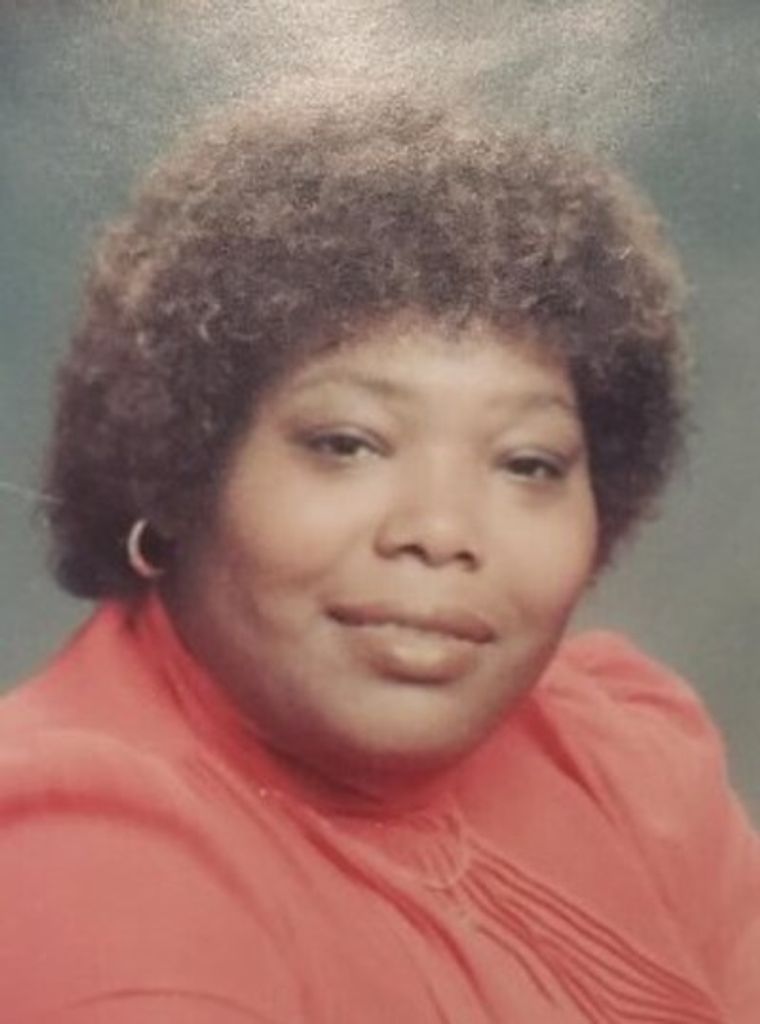 Lue Alexander Profile Photo