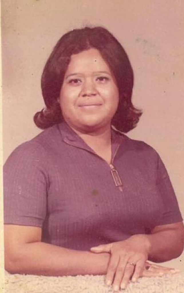 Petra H Resendez Profile Photo