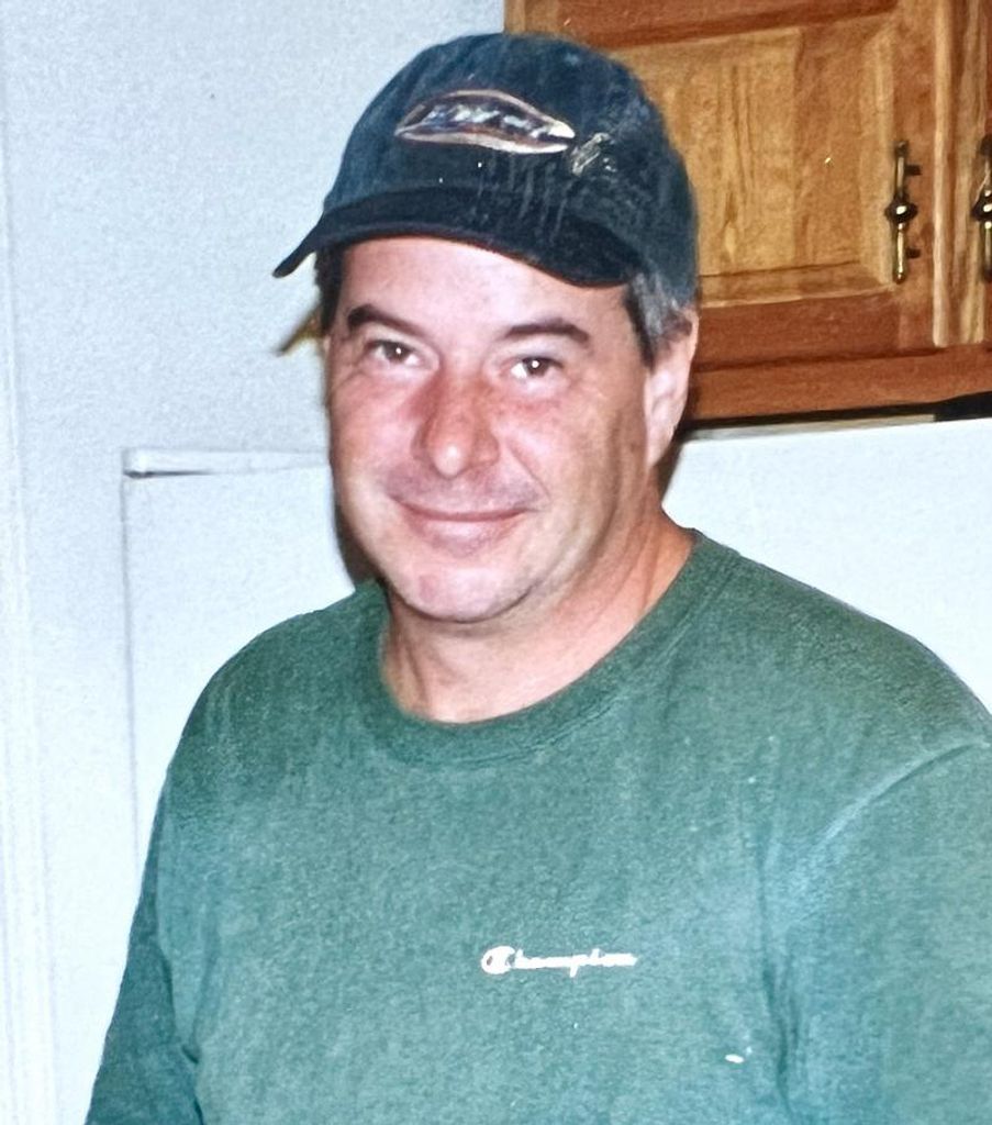 Mark Sean Esmonde Profile Photo