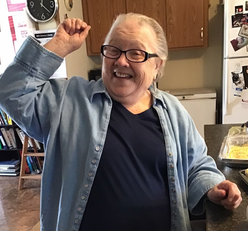 Dianne Solis Profile Photo