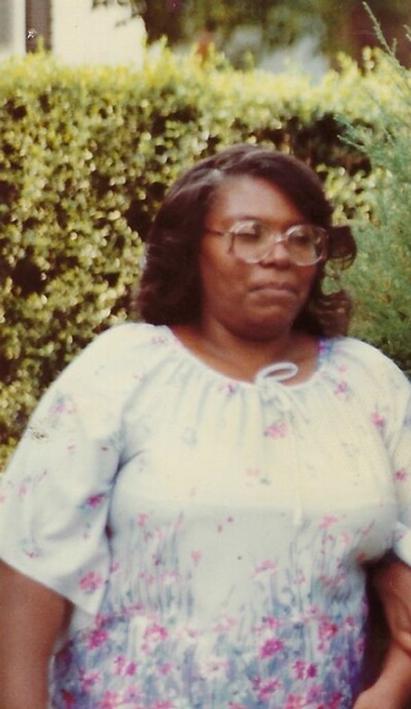 Annie Lee Smith Profile Photo