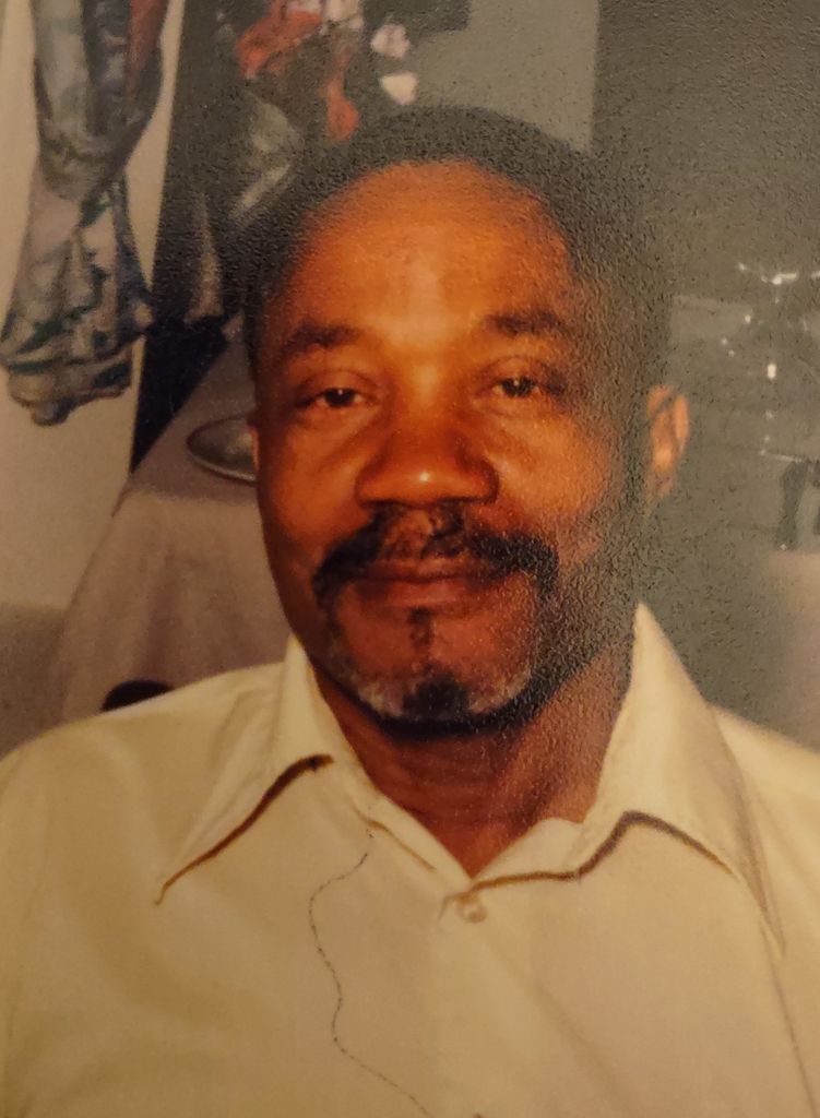 Leo James Sr. Profile Photo