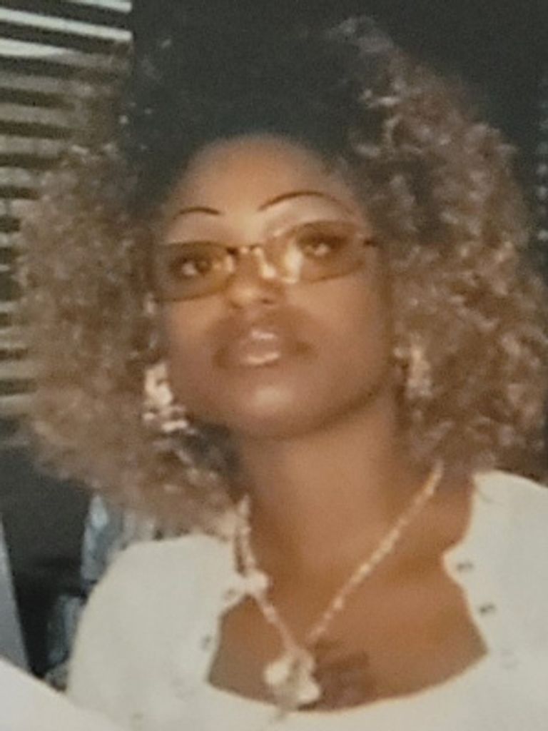 Chimer Lata Stephen
