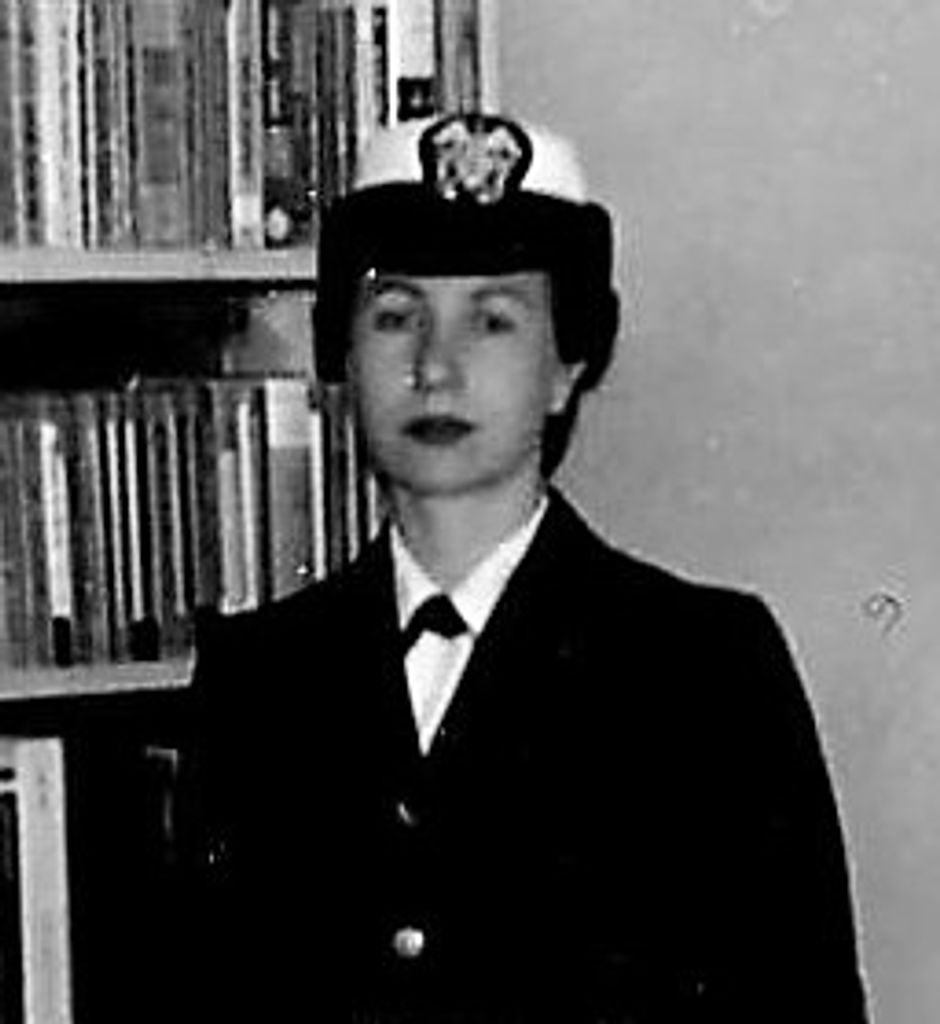 Nadine Laws