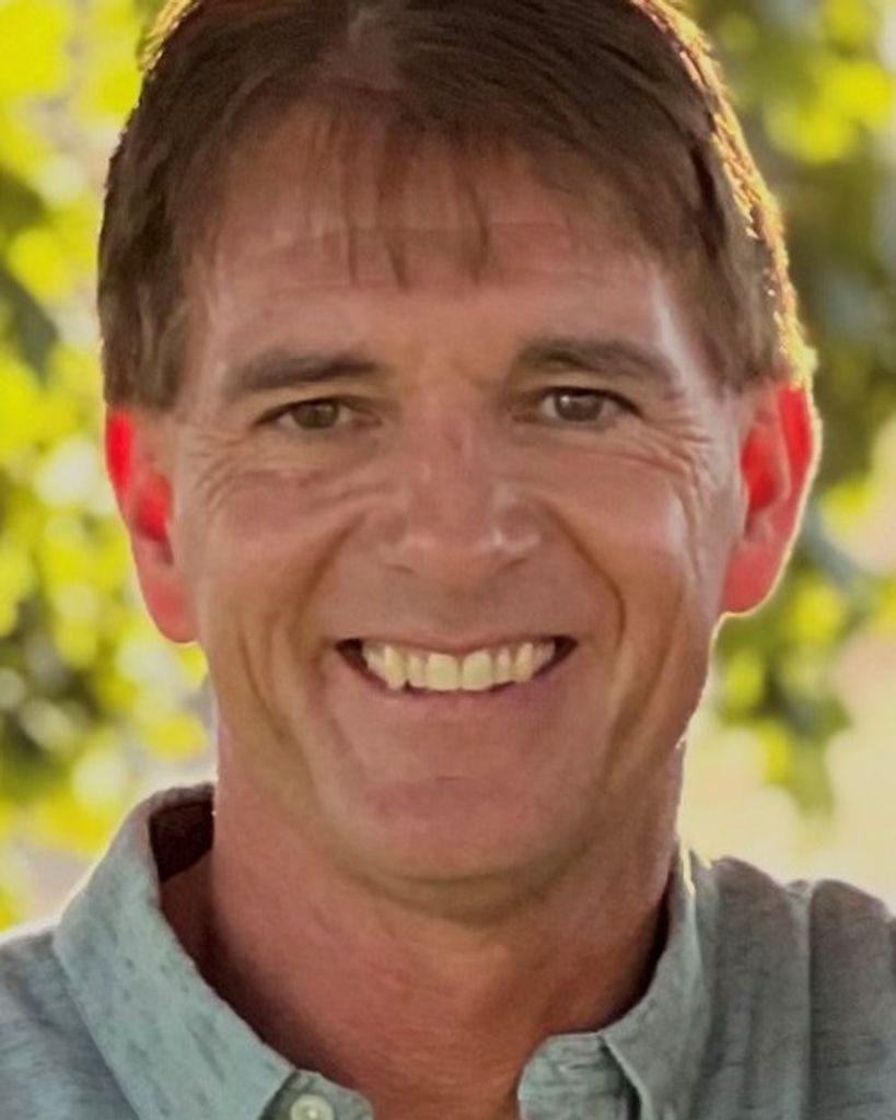 Shane Dale White Profile Photo