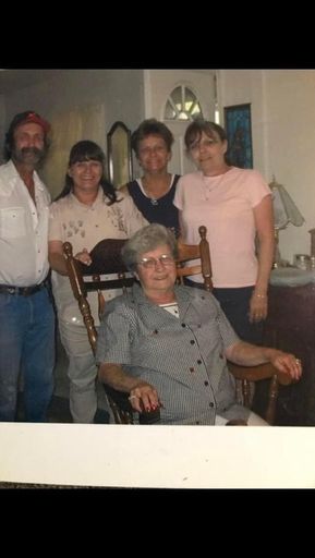 Cheryl Scheetz photo gallery thumbnail 5 of 26