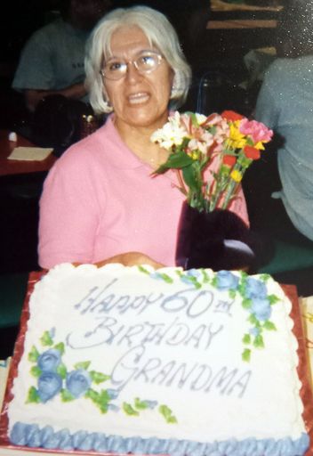 Yolanda C. Gonzalez photo gallery thumbnail 166 of 357