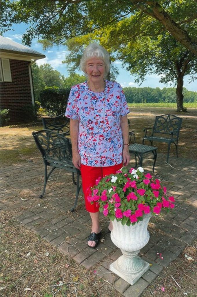 Mary Lunsford Profile Photo