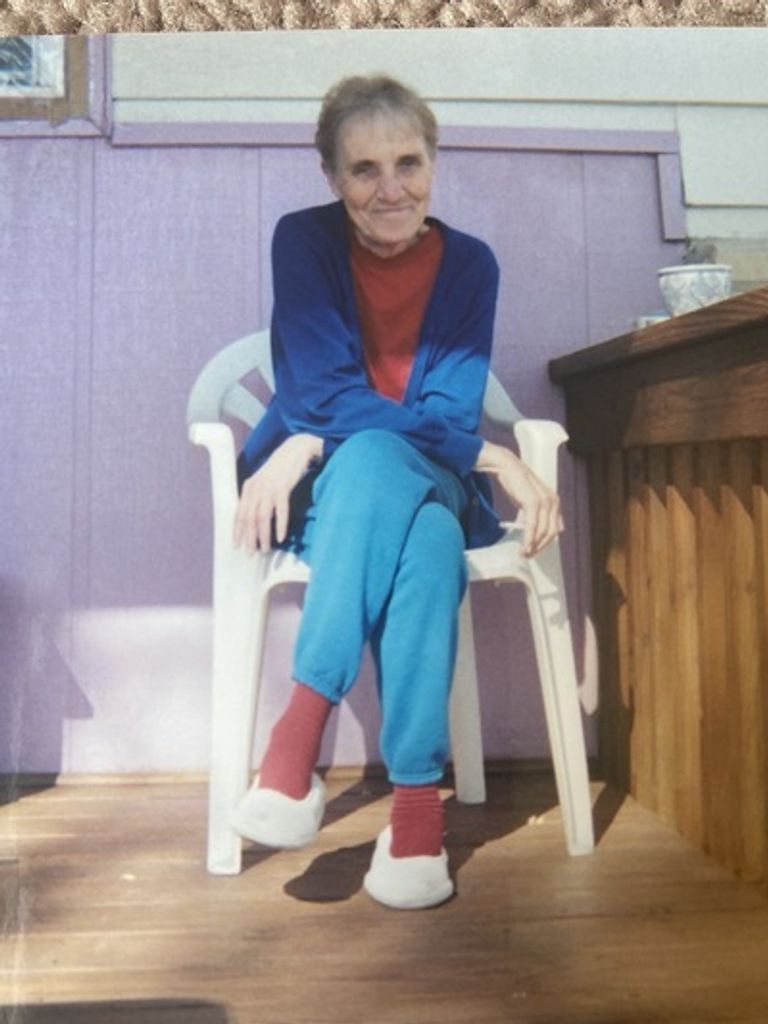 Sharon Lynn Torres Profile Photo