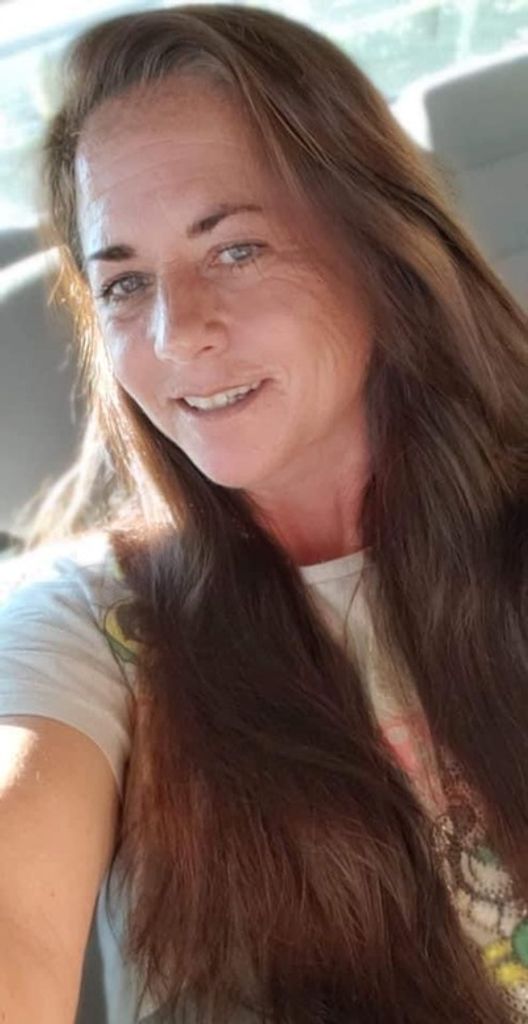 Cassandra J Bradbury