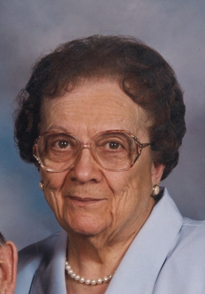 Elsie Watters Profile Photo