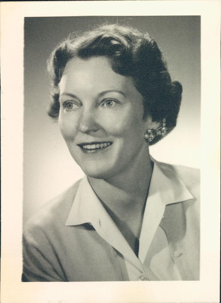 JoAnne  Hastings Gray