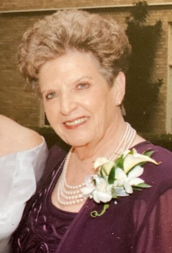 Carolyn   Thompson Profile Photo