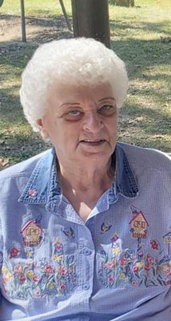 Loetta "Lou" Hines Profile Photo