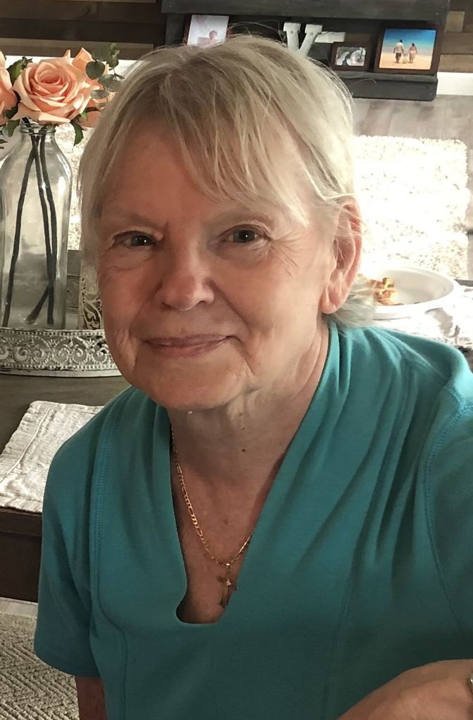 Stella Vasilakos Profile Photo