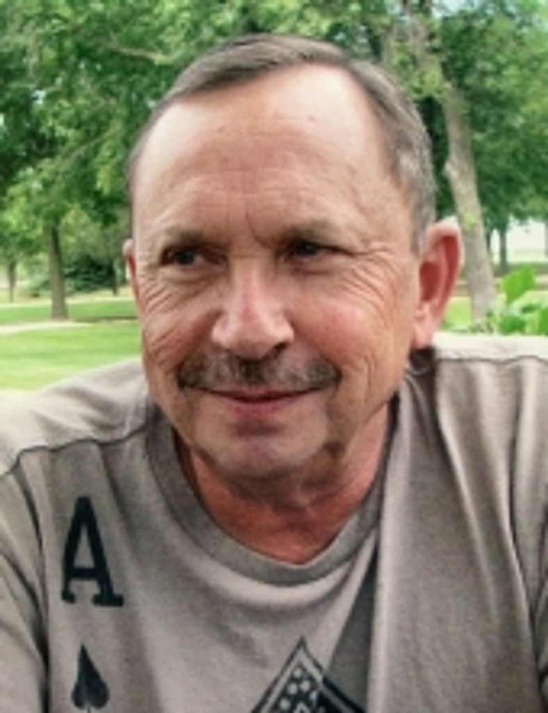 Robert "Bob" Charles Treder Profile Photo