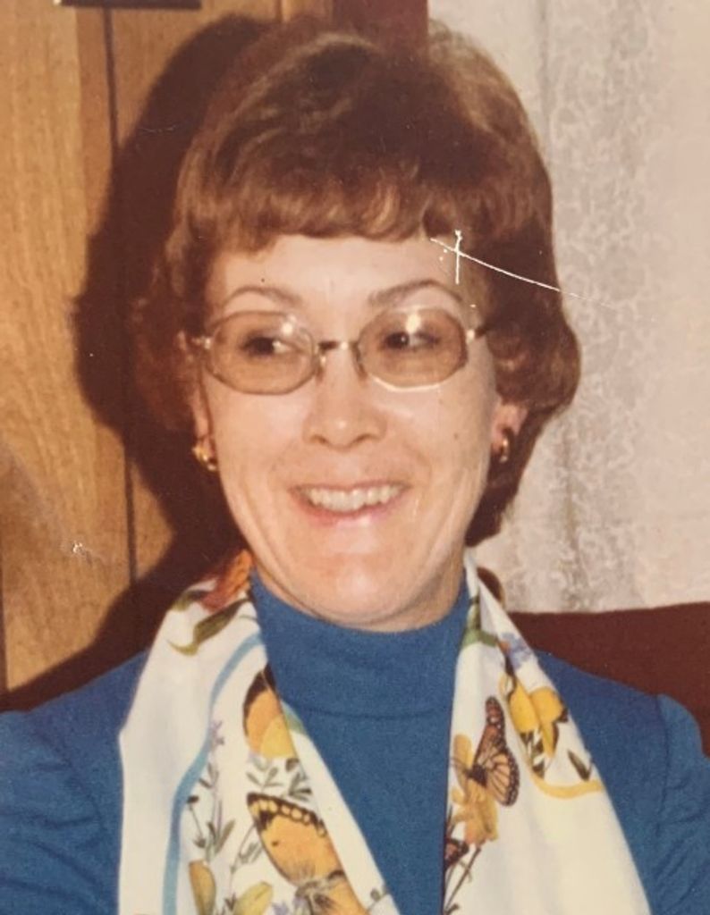 Nora E. (Paris)  Roberts Profile Photo