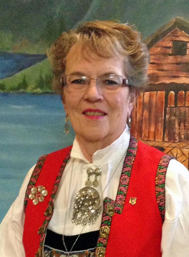 Martha Elliott Profile Photo