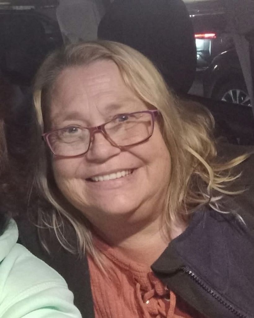 Sara Marie Williams Profile Photo