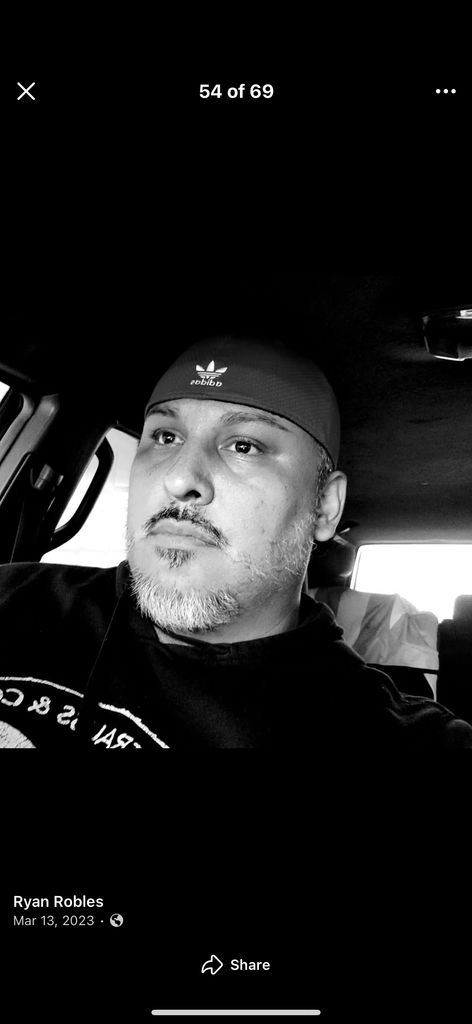 Ryan Robles Profile Photo