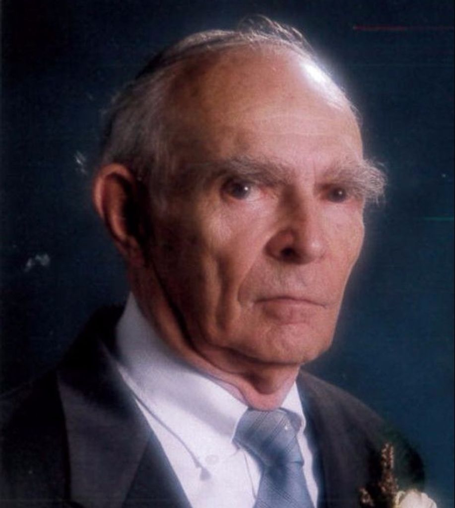 James H. -Jim- Bradford