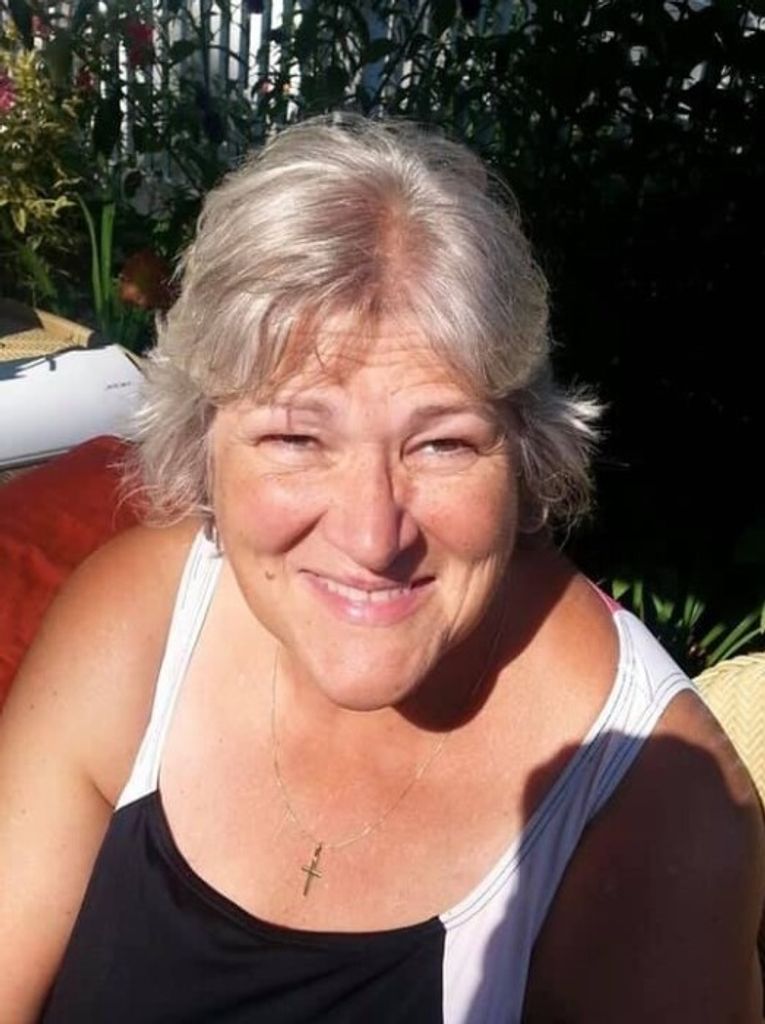 Jo Ellen Parker Profile Photo