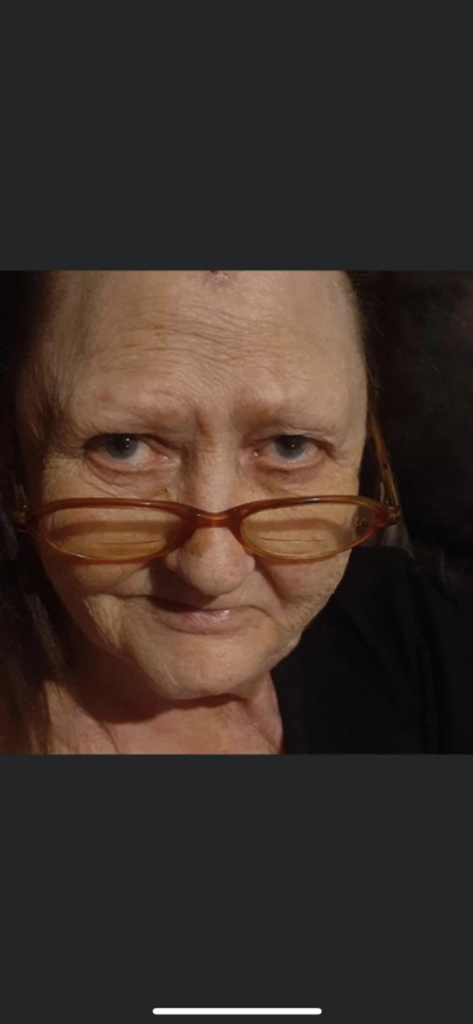 Violet Hall Profile Photo