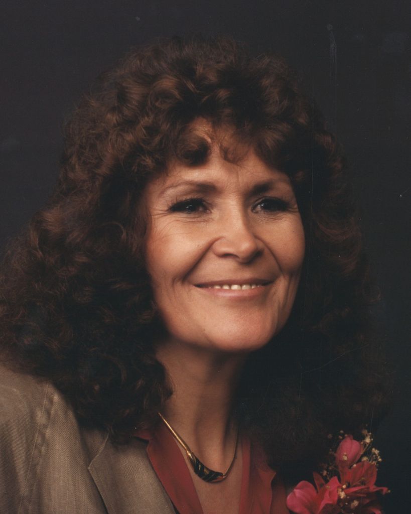 Della Gwen White Profile Photo