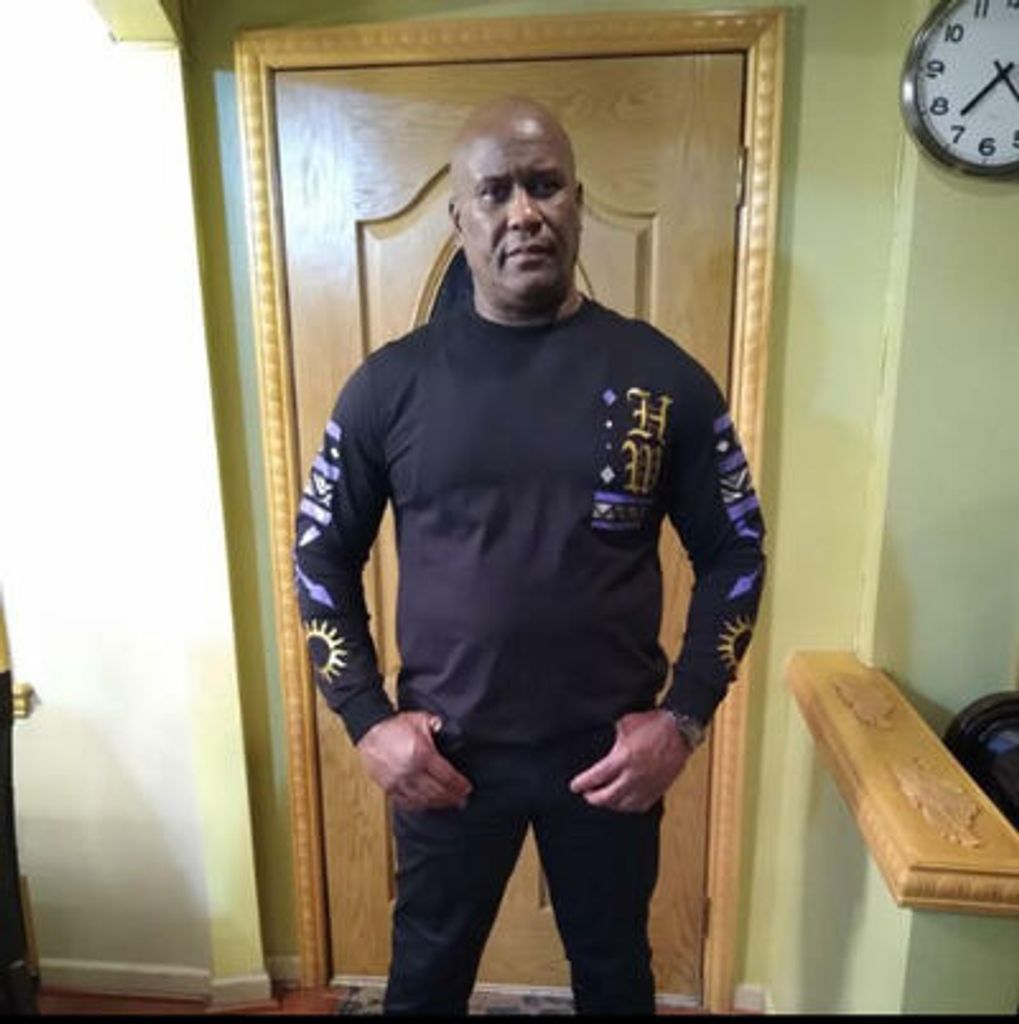 Lynval Holton Profile Photo