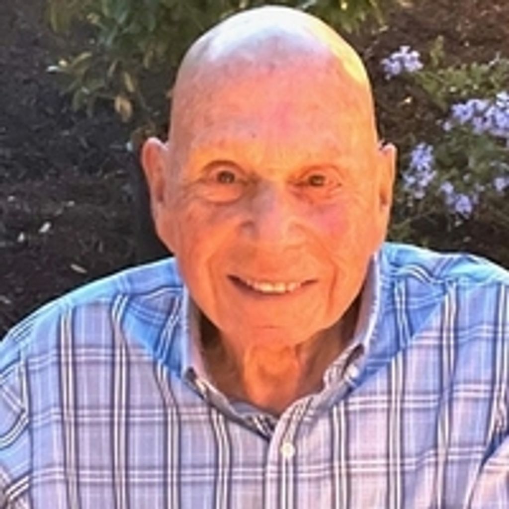 Alan Greenspan Profile Photo