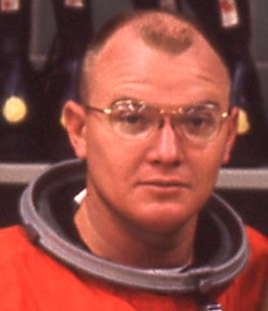 Kenneth Edward Cottle, Md