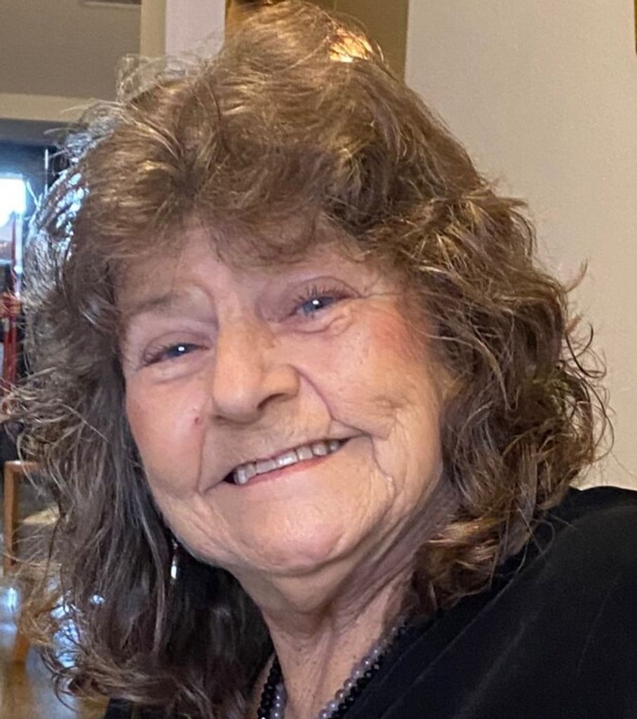 Susan E (Cooper)  Wallace Profile Photo