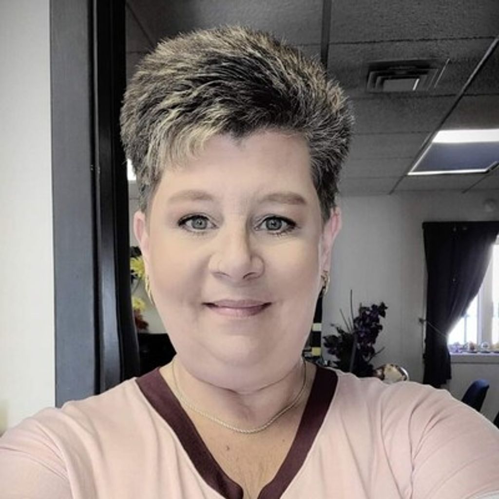 Cheryl Ann Oliveira Profile Photo