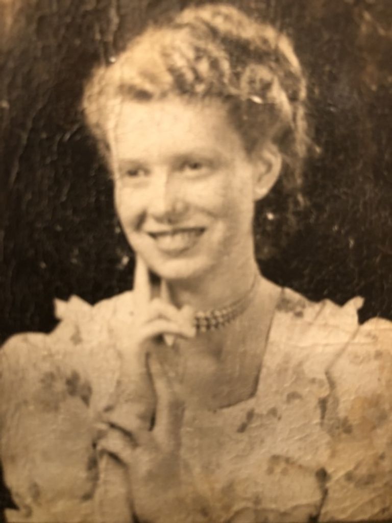Amelia Pierce