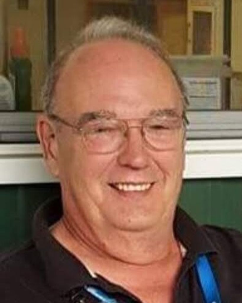 Alex Hopkins Profile Photo