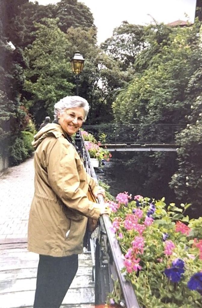 Carolyn Dahse Laird