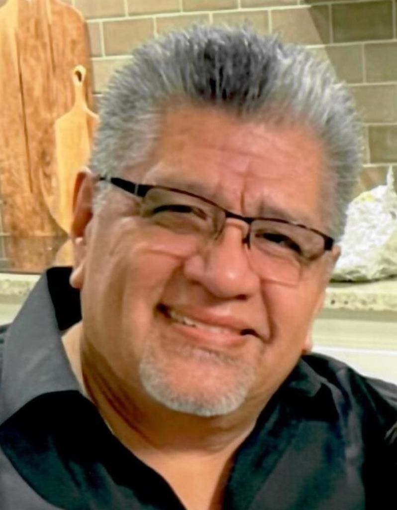 Roland Flores Profile Photo