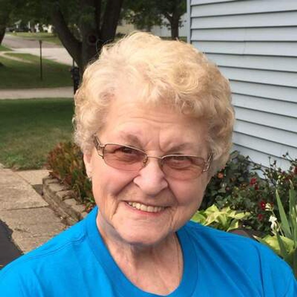 Nancy "Pete" Mckie Profile Photo