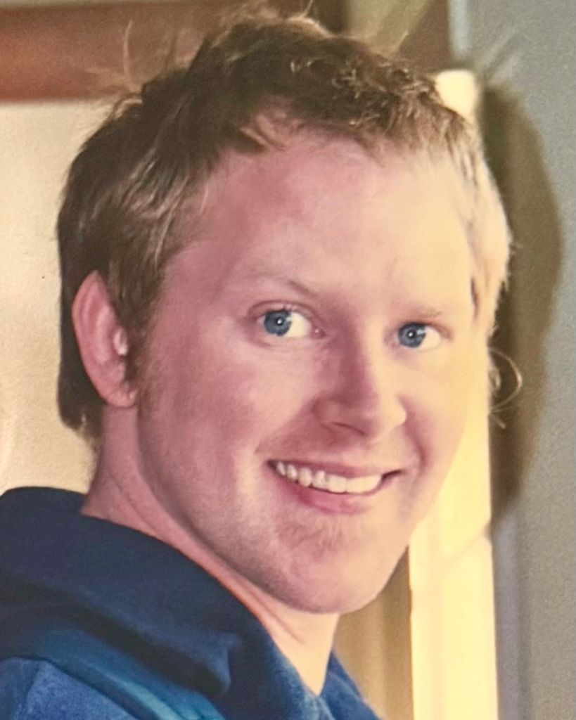 Joshua Holden Profile Photo