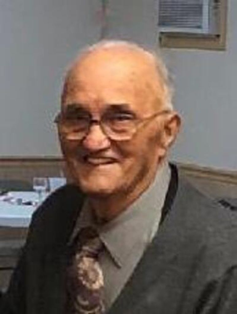 Andre Ducharme Profile Photo