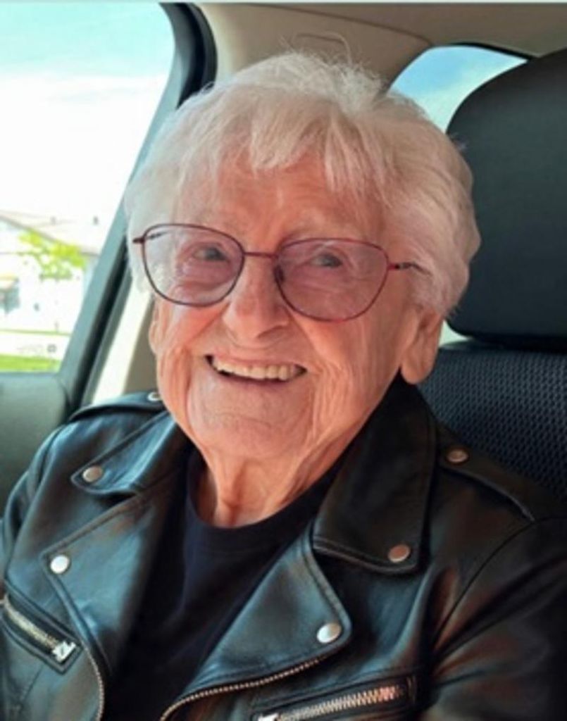 Millie Eisenhauer Profile Photo