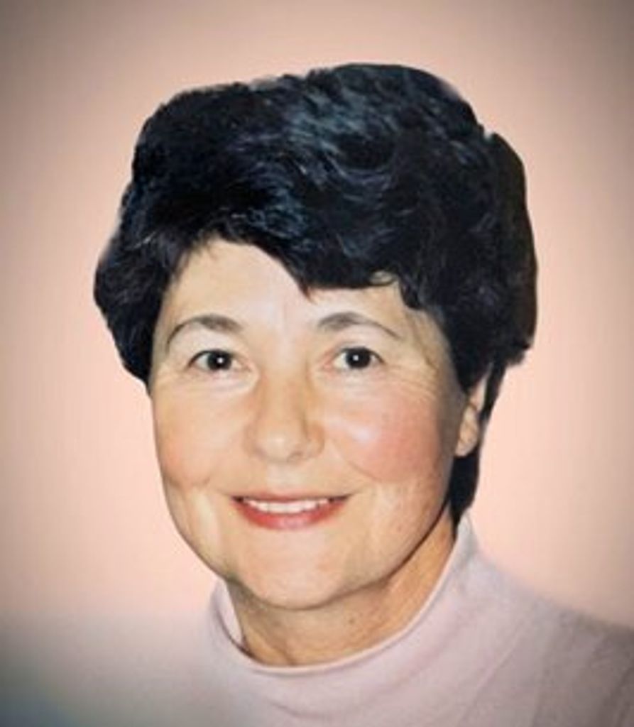Veronika "Vera" Cummings