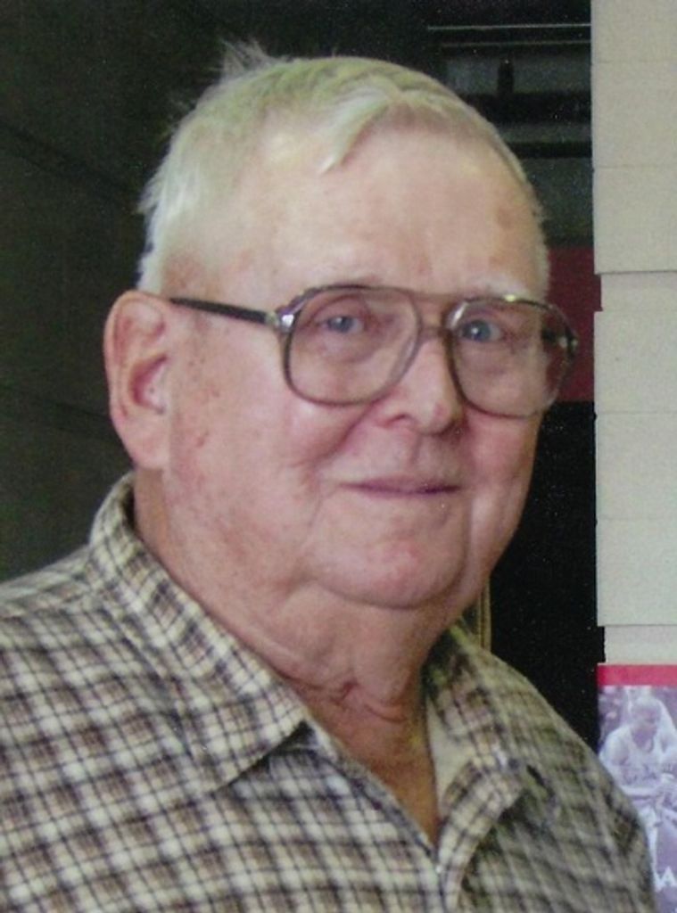 Clark Clifford "Cliff" Woody Profile Photo