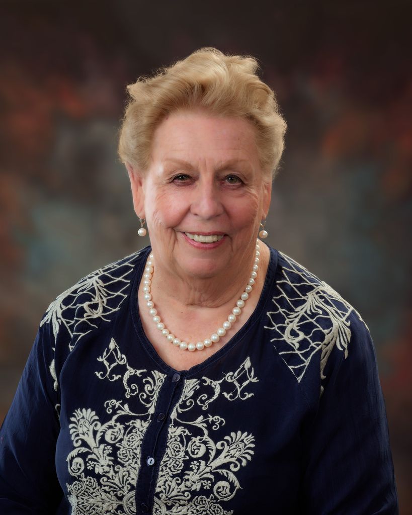 Margo Gene Strasser France Profile Photo