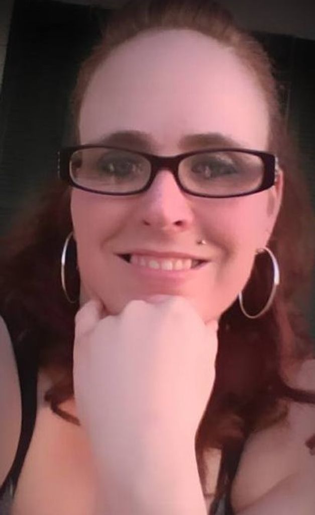 Natasha L. Holiday