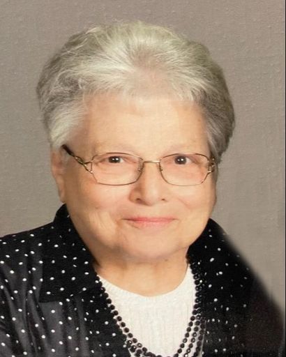 Betty Onsen's obituary image